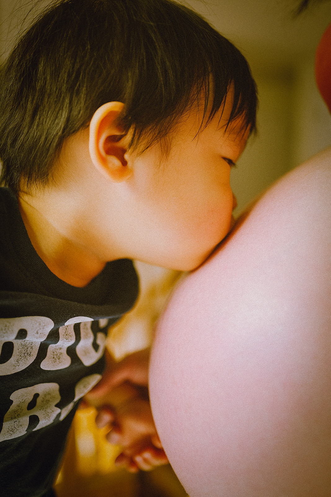 Maternity session gallery image