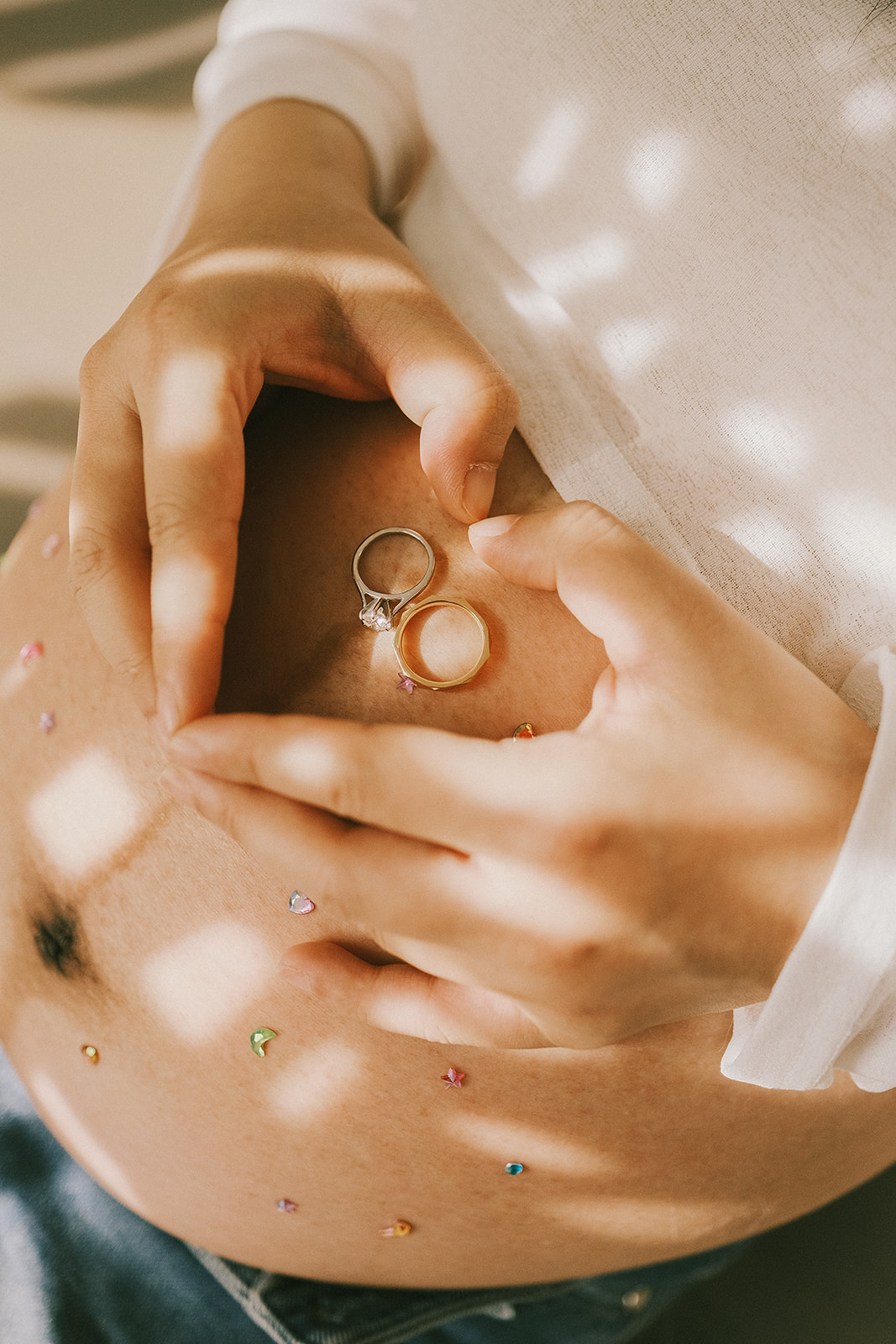 Maternity session gallery image